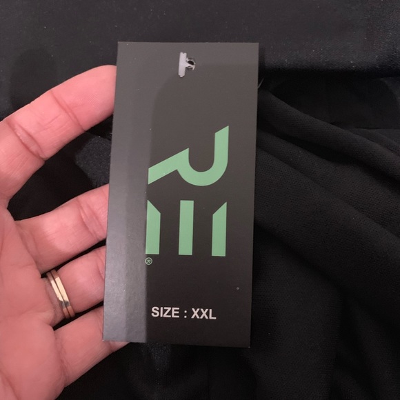 Real Men's Performance Shorts 5 Pack with Free Tee - Picture 7 of 8